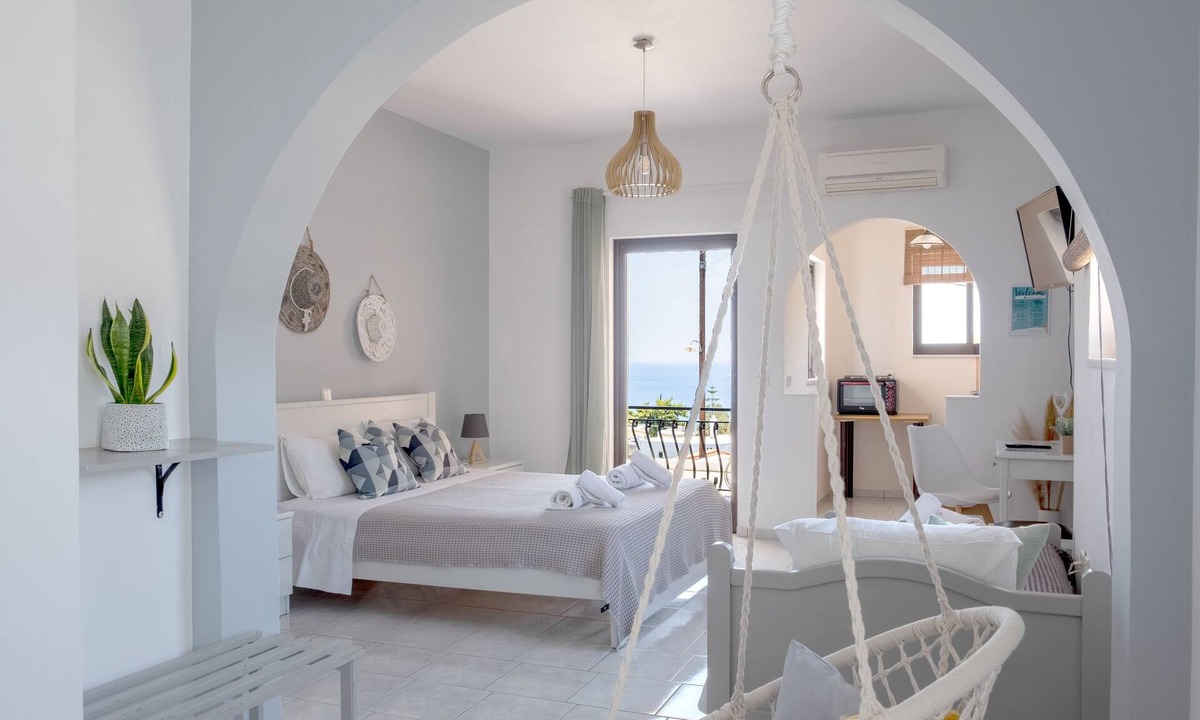 Agia Marina House | Pefkides Aegina Apartments