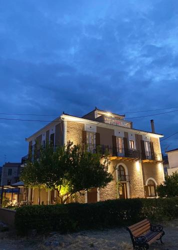 Galaxidi House | Pension Hirolakas