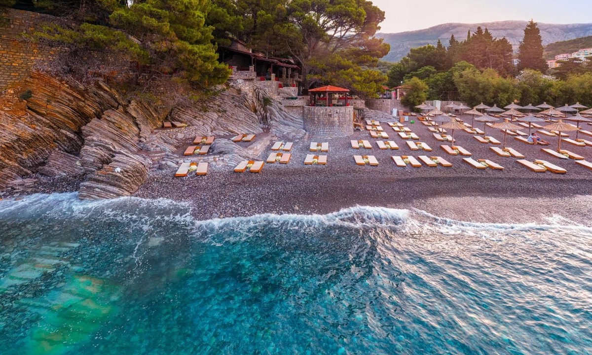 Lucice Hotel | Plaza Lucice