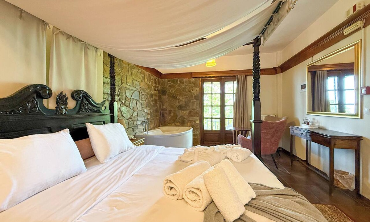 Anatolikos Olimpos Hotel | Pliades Traditional Guesthouse