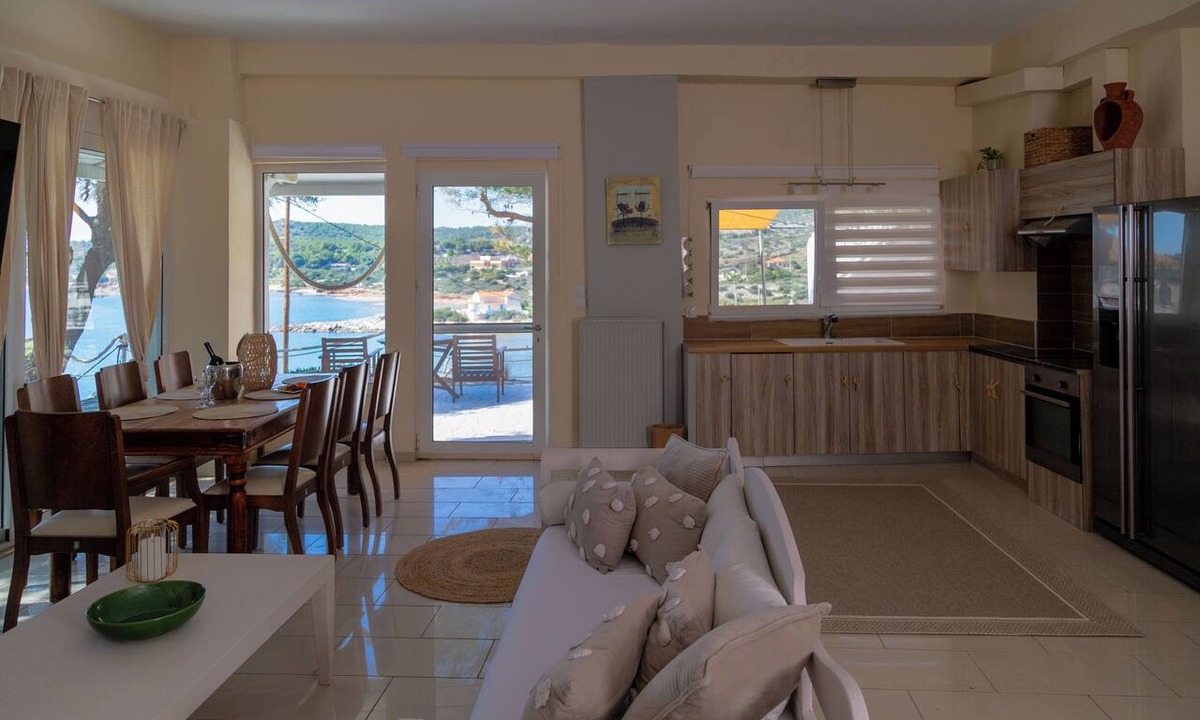 Lavreotiki Hotel | Poseidon Beach Villas