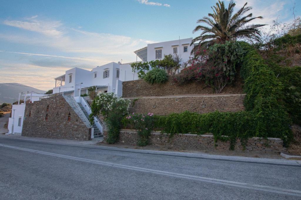 Platis Gialos Bed & Breakfast | Prasini Gonia