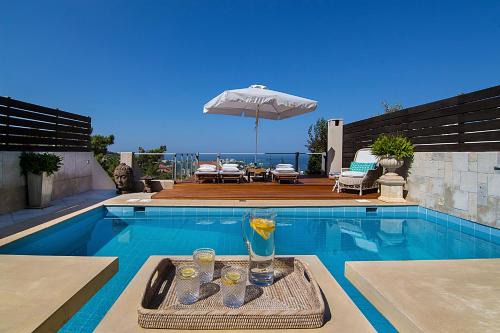 Saronida House | Private pool & sea view residence