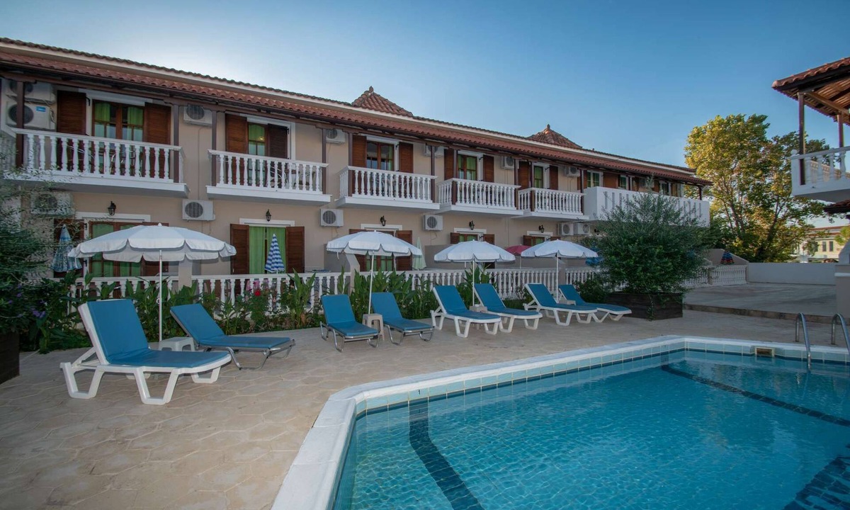 Laganas Apartment | PRIVATE POOL STUDIOS AND APARTMENTS IN THE HEART OF LAGANAS