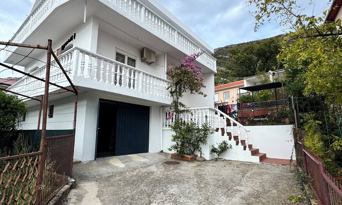 Zgrade Apartment | Private Upper Floor of a Seaside Villa with Stunning Views