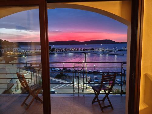 Pylos Apartment | Pylos before midnight