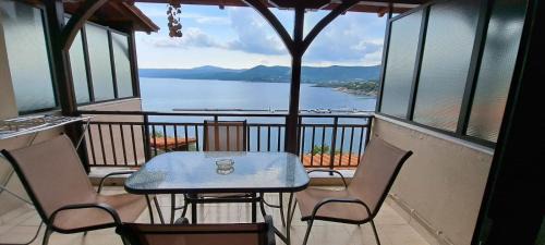 Pirgadikia Apartment | Pyrgadikia Paradise