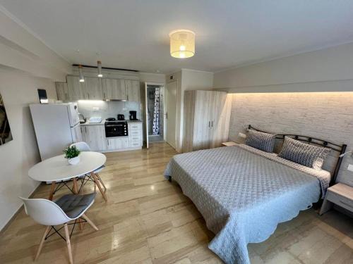 Pythagorion Apartment | Pythagoreio Main Street Apartment