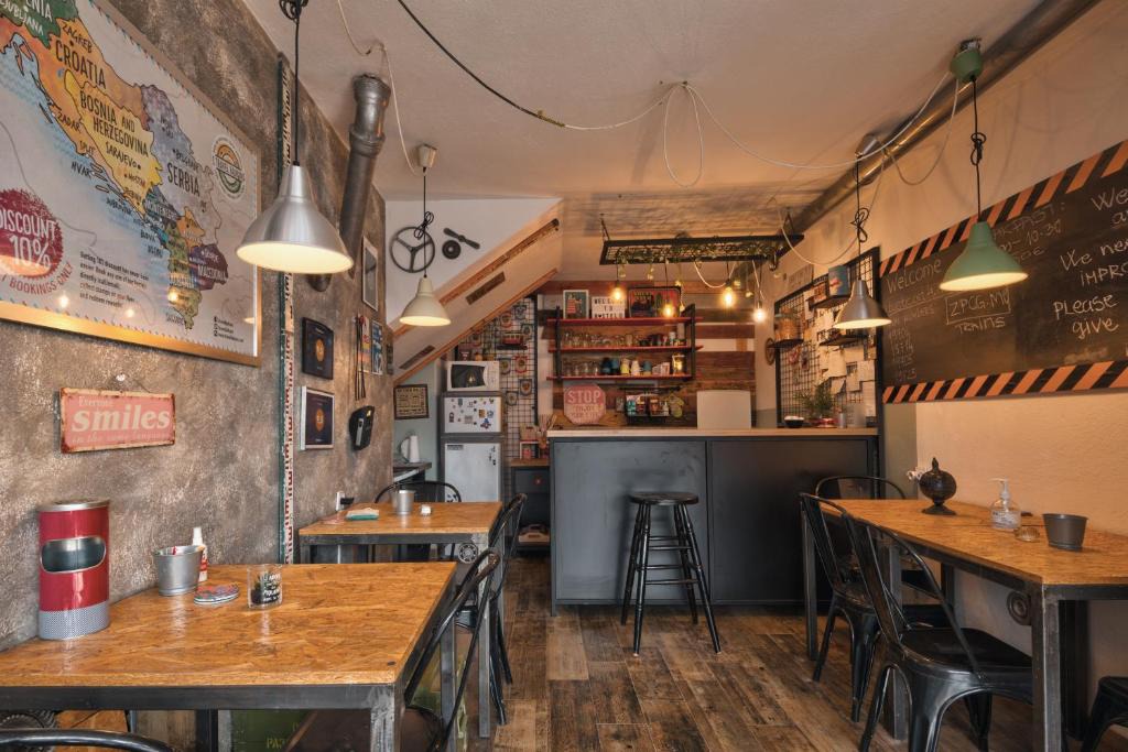 Podgorica Hostel | Q PODGORICA Beds,Rooms and Friends