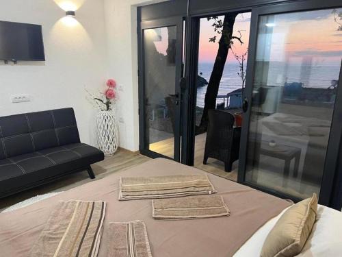 Utjeha Villa | Rasi Sea Side Villa