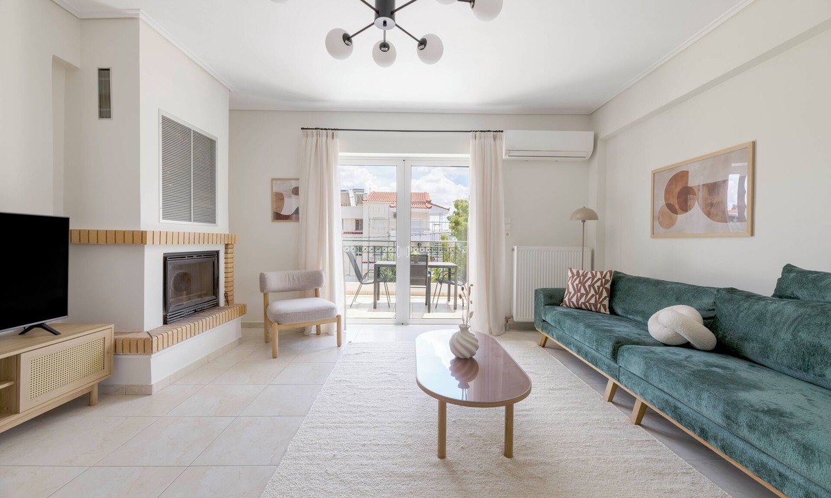 Marousi Apartment | Refined 2BR Apartment in Marousi