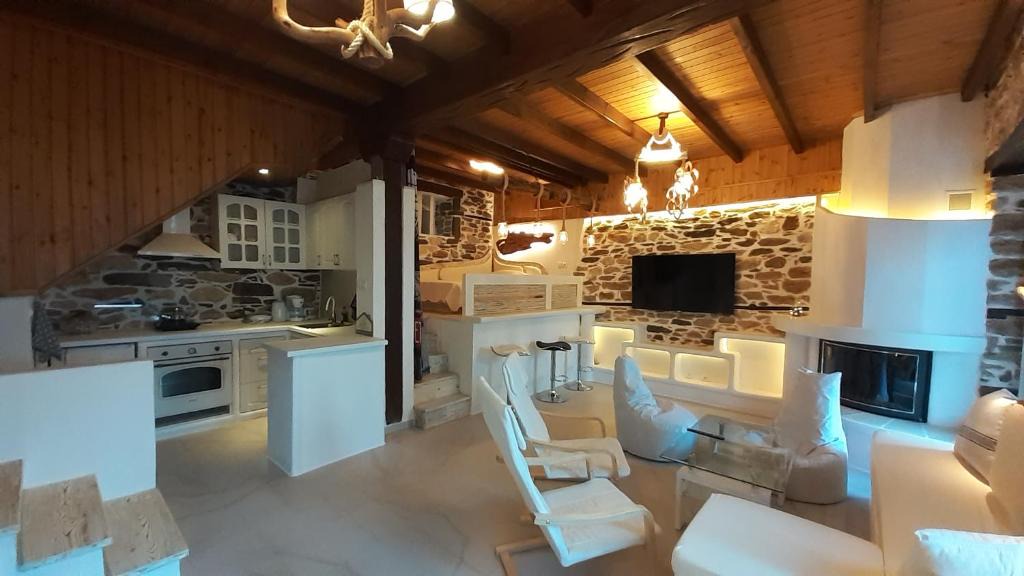 Potamia Villa | Relax Holistic House