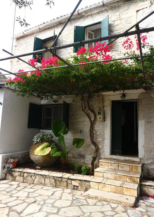 Makratika Apartment | Reset cottage