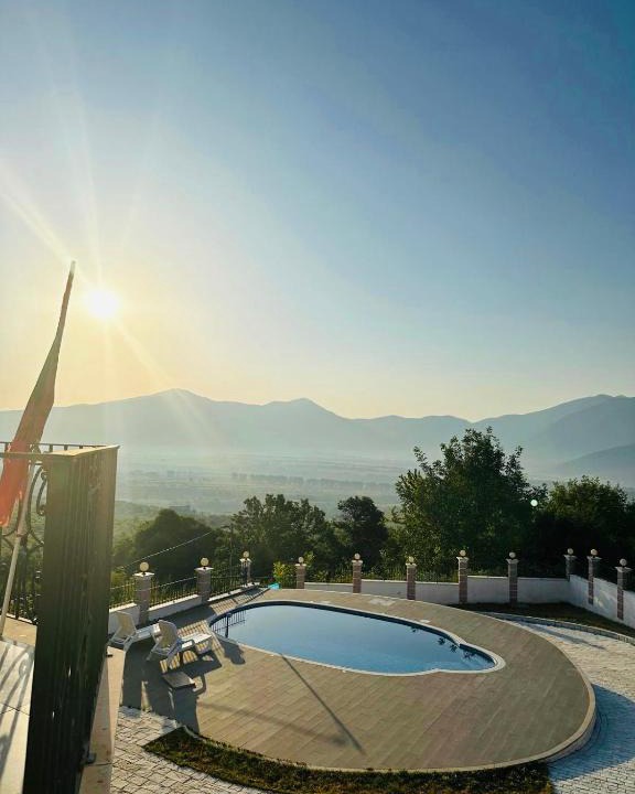 Kukes County Villa | Rezidenca Dozhlani with Private Pool & Yard