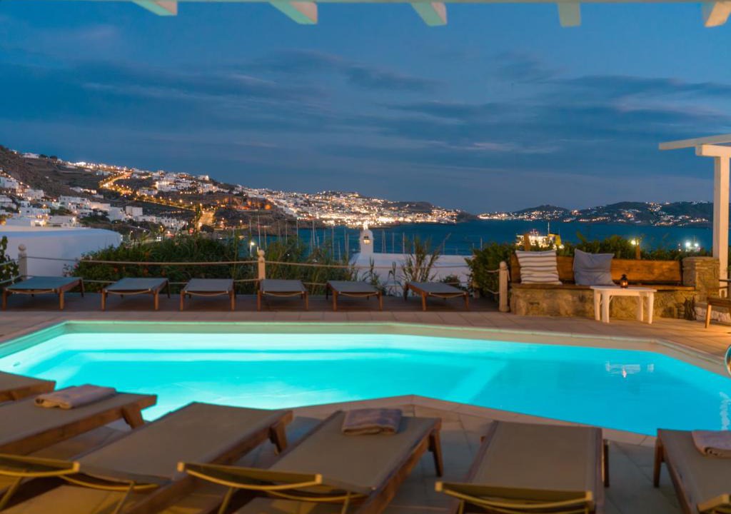Tourlos Hotel | Rhenia Mykonos Hotel & Bungalows