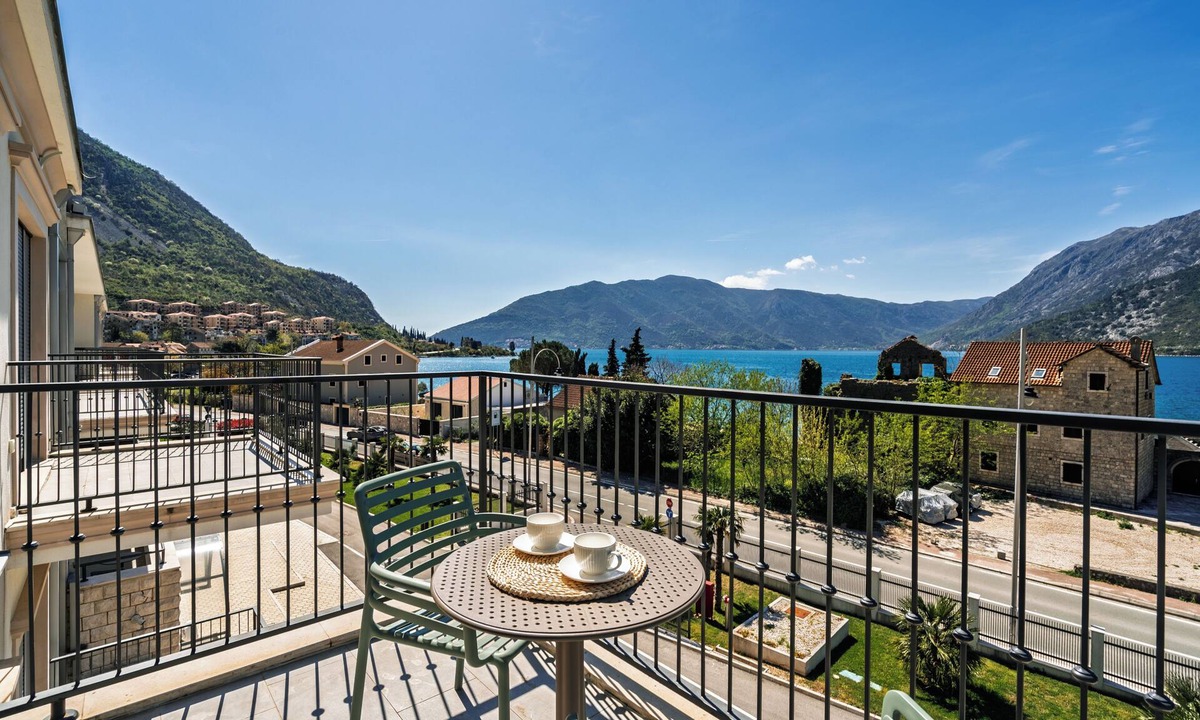 Risan Apartment | Risan Bay