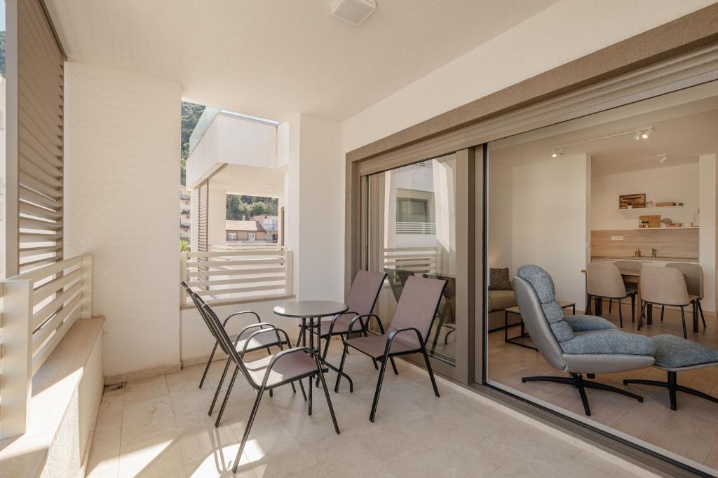 Igalo Apartment | River side apartment C20