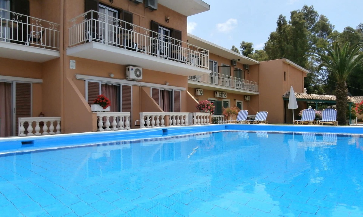 Messonghi Apartment | River studio 3 person with swimming pool