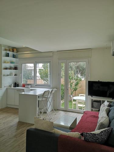 Kavouri Apartment | Riviera Studio