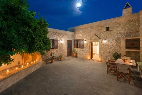 Lardos House | Rodia House