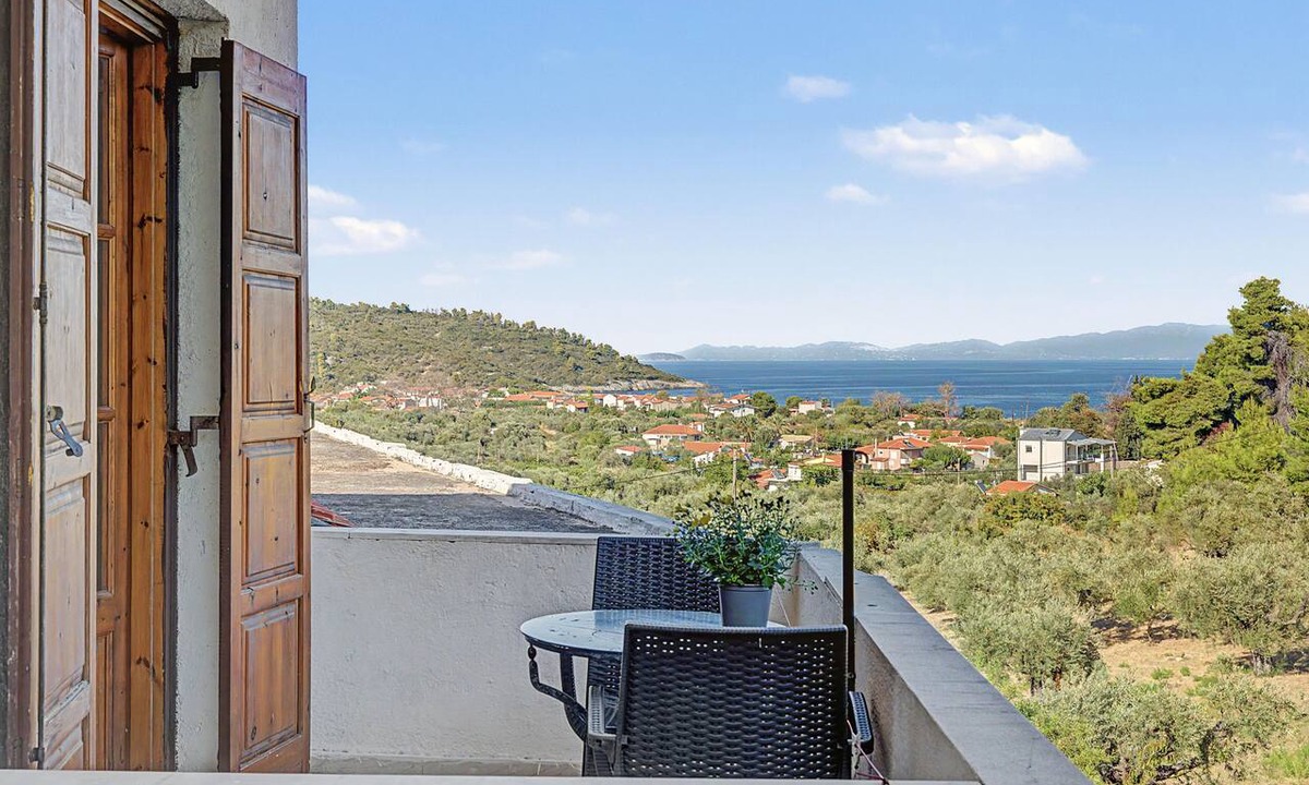 Psaropouli Apartment | Room 'Orama 33' with Sea View, Wi-Fi and Air Conditioning