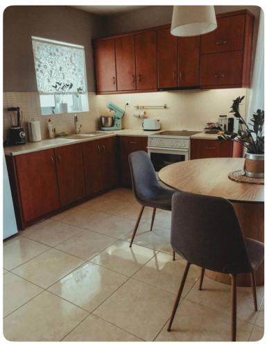 Korinthos Apartment | Rosemary modern house in the city center