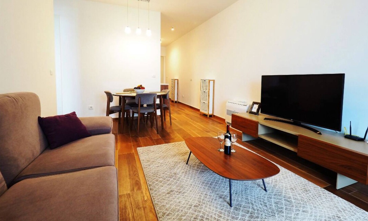 Budva Apartment | Royal Gardens Luxury Apartments / 18