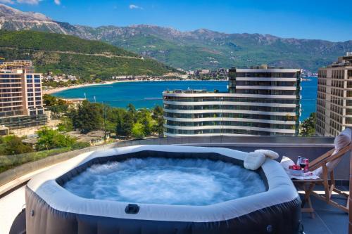 Gospostina Apartment | Royal Residence Penthouse - Budva, Center