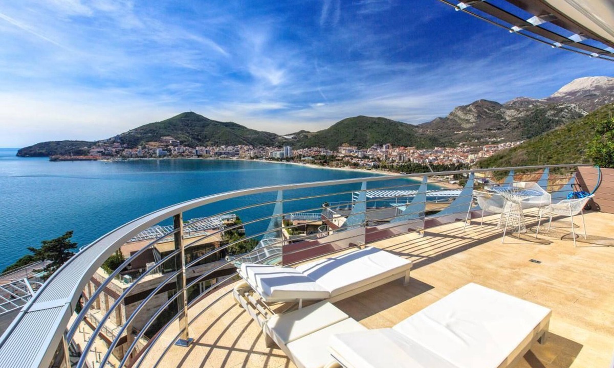 Rozino Apartment | Royal Sealine - Rozino