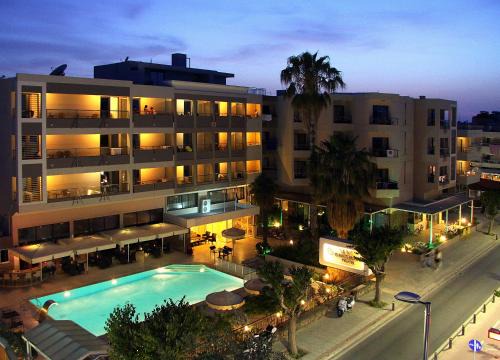 Kos Town Apartment | Saint Constantine Hotel