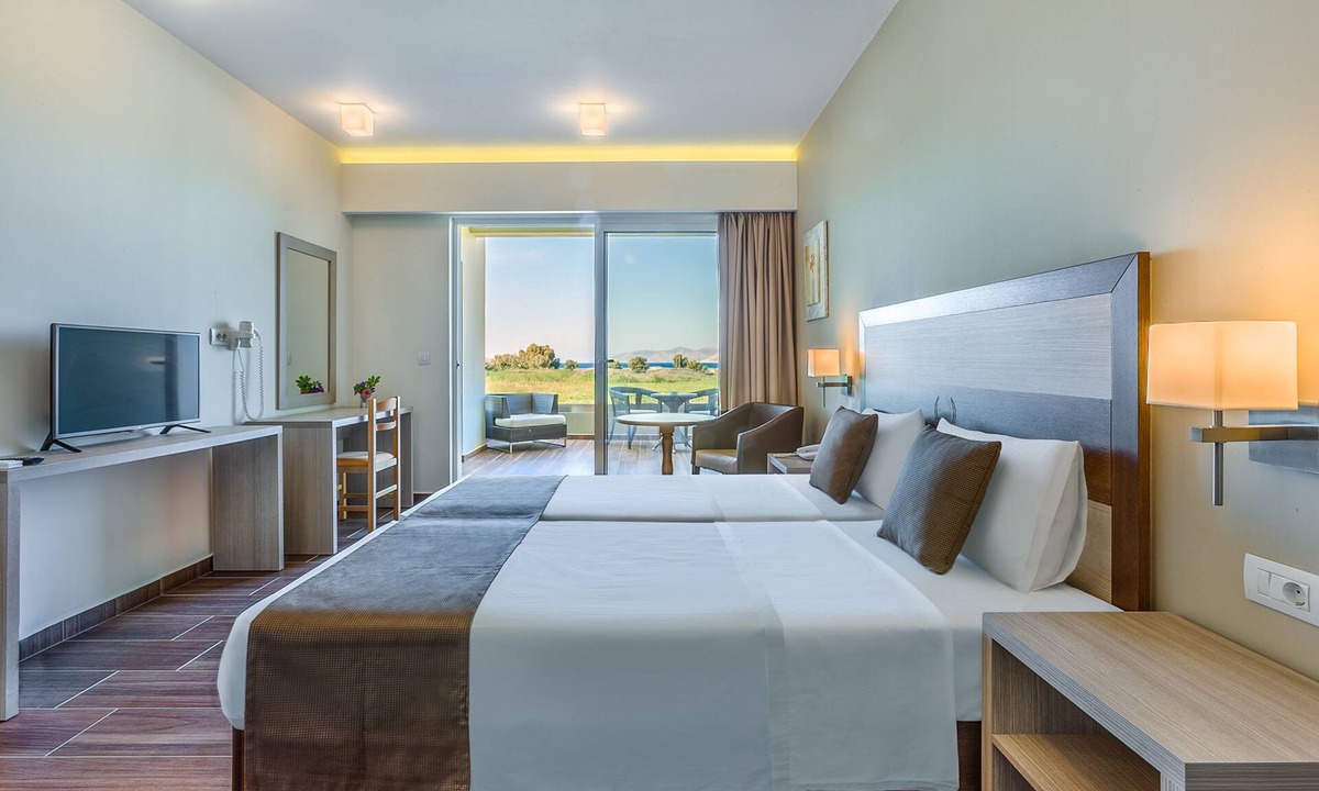 Marmari Hotel | Sandy Beach