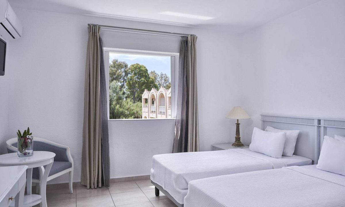 Ag. Georgios Hotel | Sandy Beach Resort