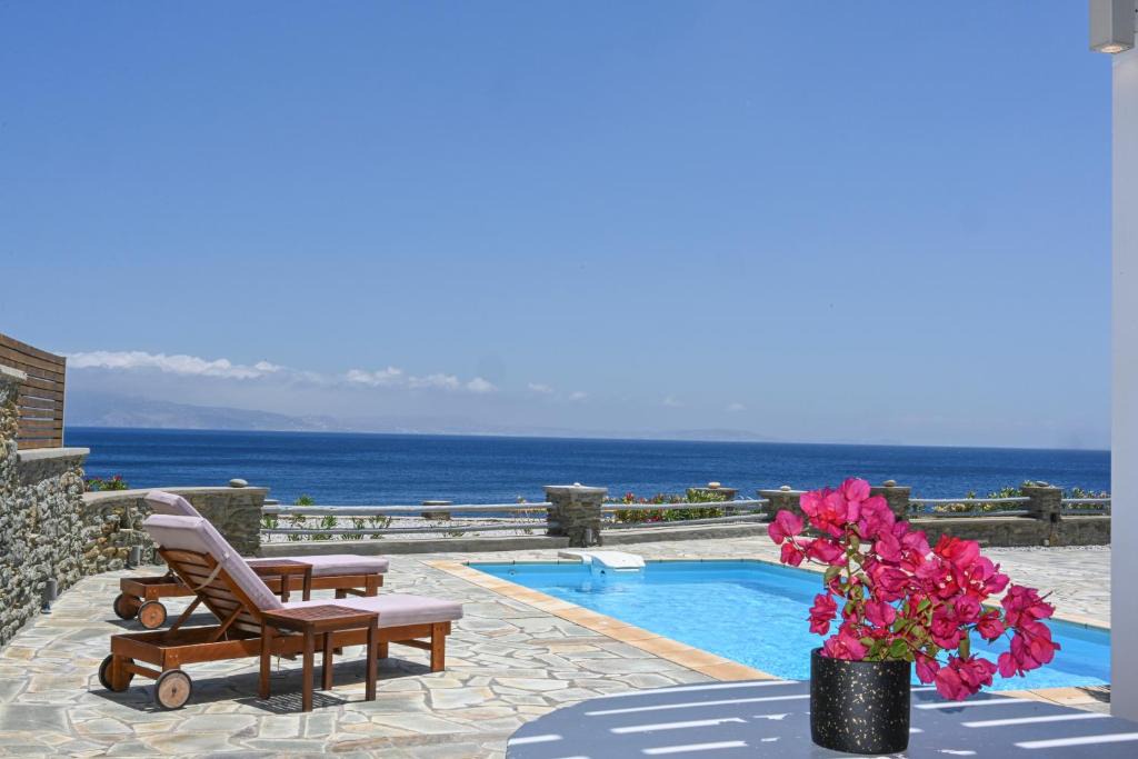 Tinos Town Villa | Santamare Villa