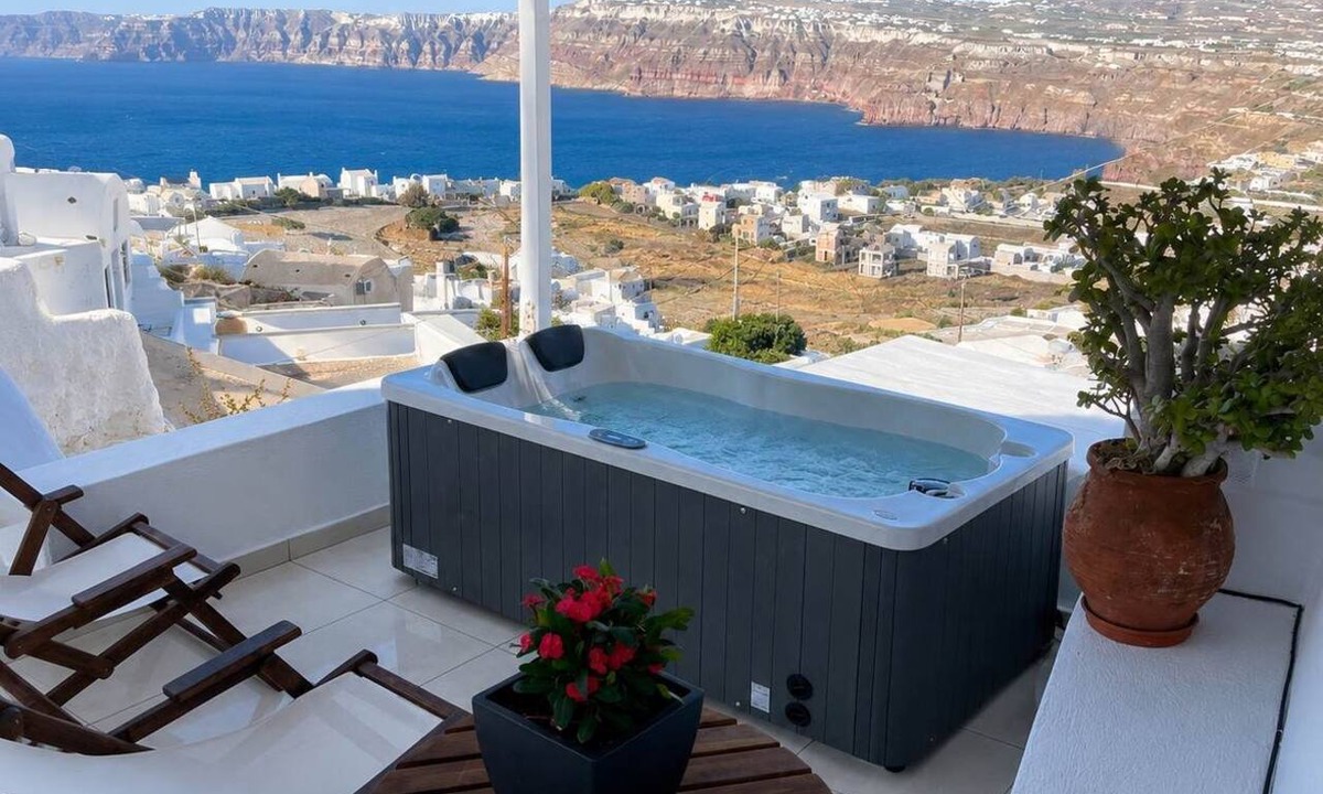 Akrotiri Apartment | Santo Caves, Santorini Suite with Private Hot Tub