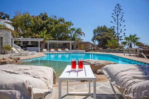 Plintri House | Scorpios by Bestofmikonos