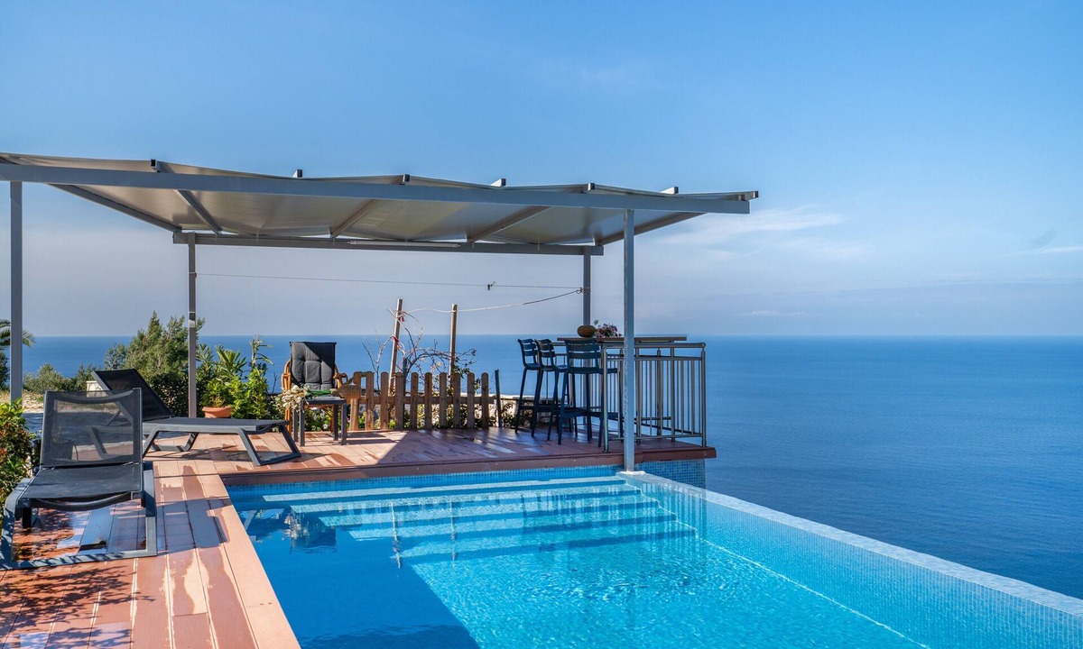 Evgiros Villa | Sea View 1 Country House with Sea View, Wi-Fi, and Air Conditioning