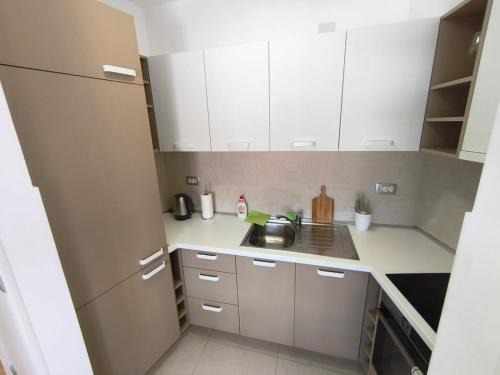 Gospostina Apartment | Sea view Chiron