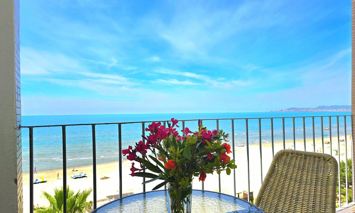 Durres Apartment | Sea Vista Apartment with Balcony 158