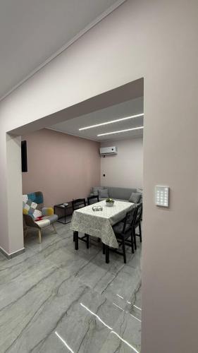 Salamis House | Seaside Family House Salamina I