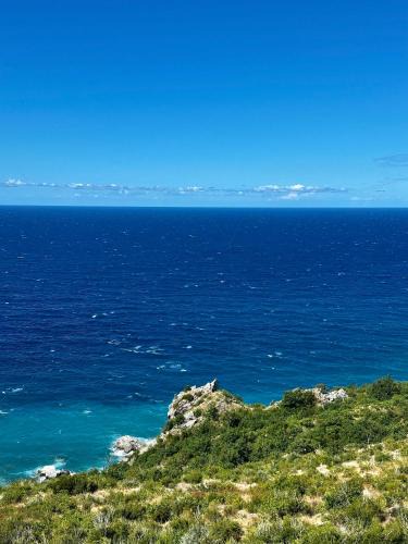 Krstac Apartment | Seaview Retreat Reževići