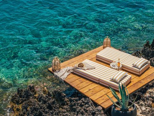 Elation Apartment | Sewelo Suites - Beachfront Boutique Suites