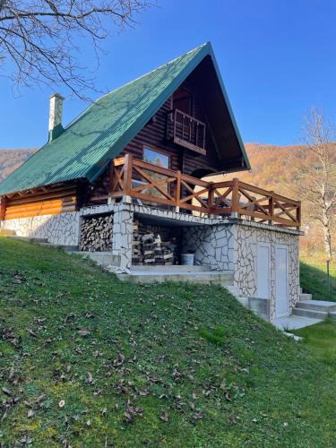 Njegovuđa House | Silent mode