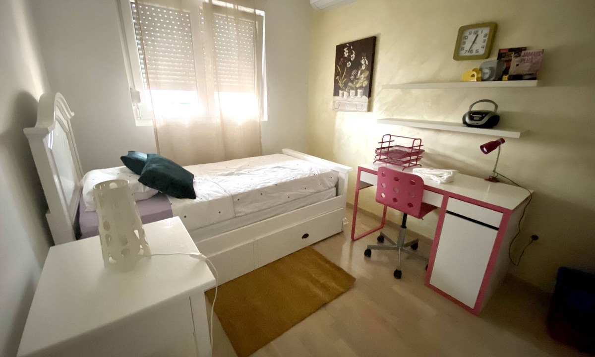 Podgorica Bed & Breakfast | Single city room/very central/cozy