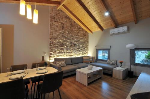 Gargaliani Apartment | Sir T Residence