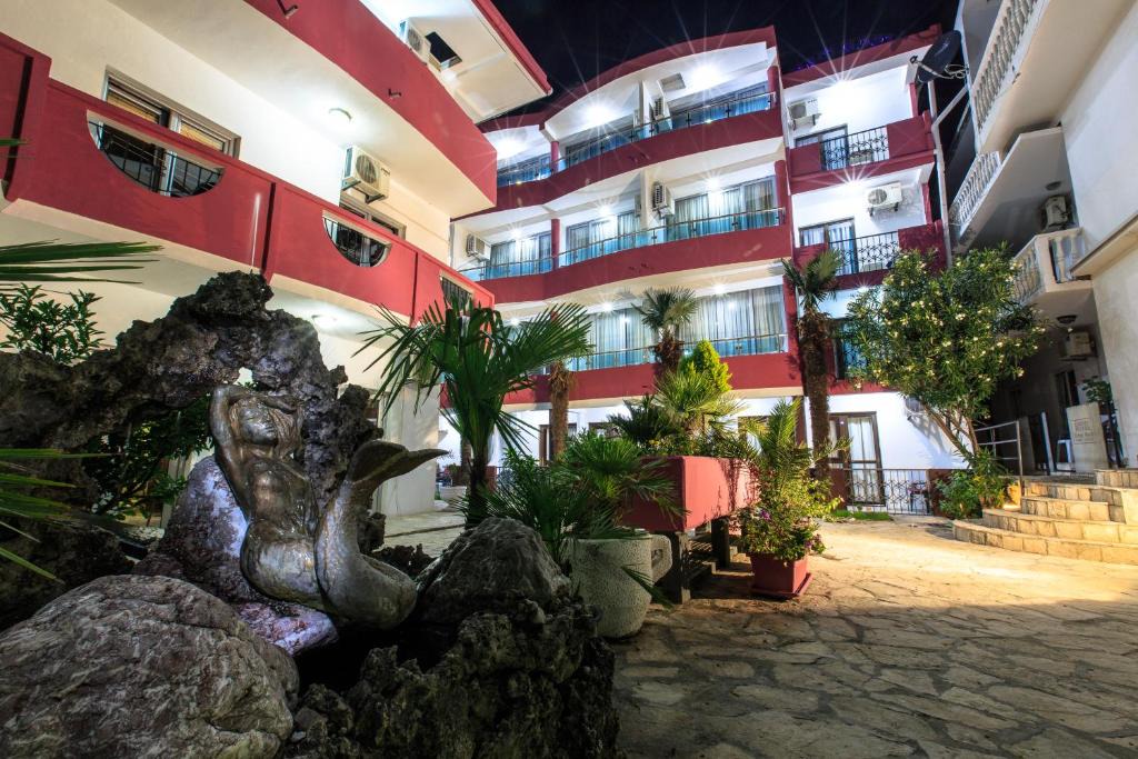 Sutomore Hotel | Sirena Marta