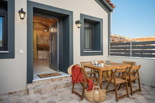 Mitilinii House | Sirius House