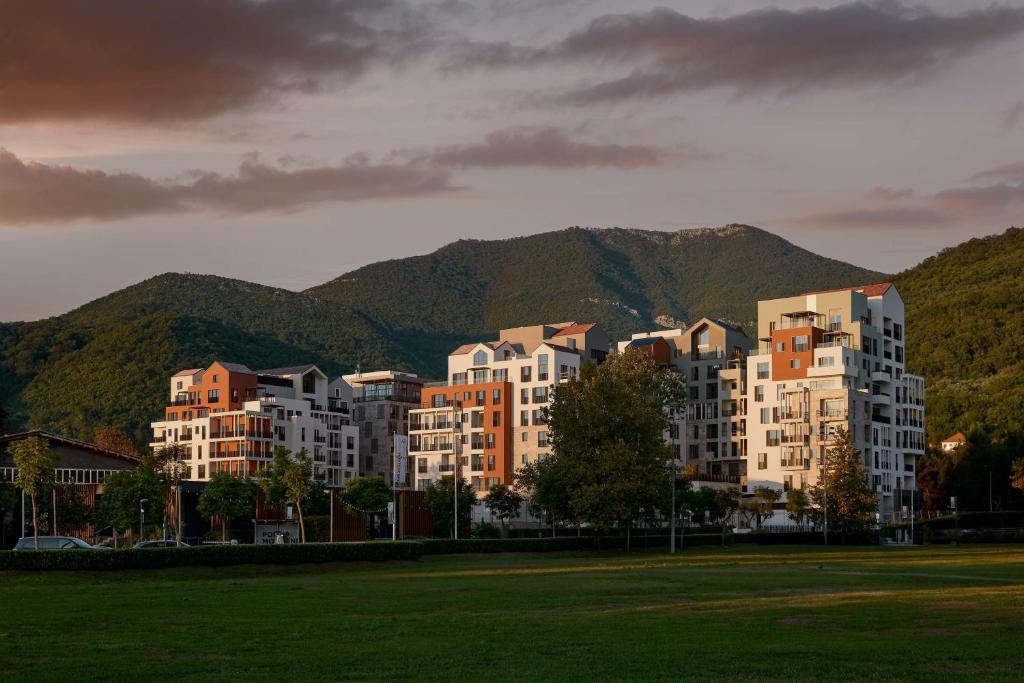 Tomicici Hotel | SIRO Porto Montenegro