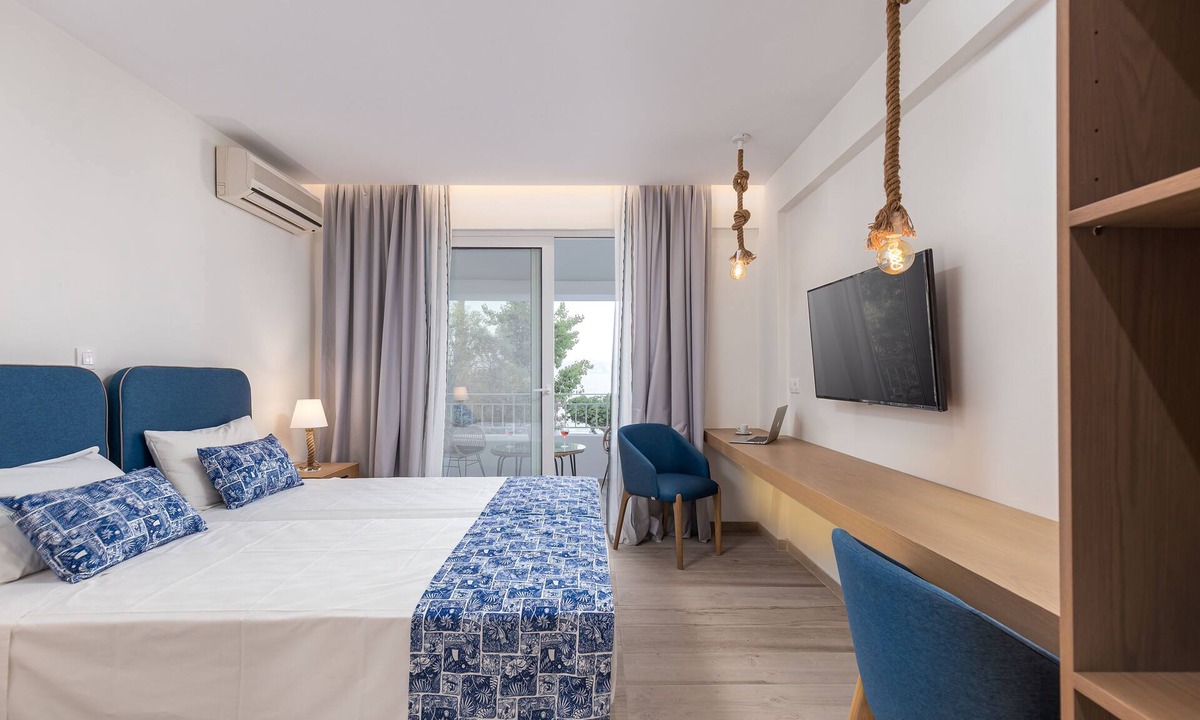 Kavos Hotel | Sirocco Hotel