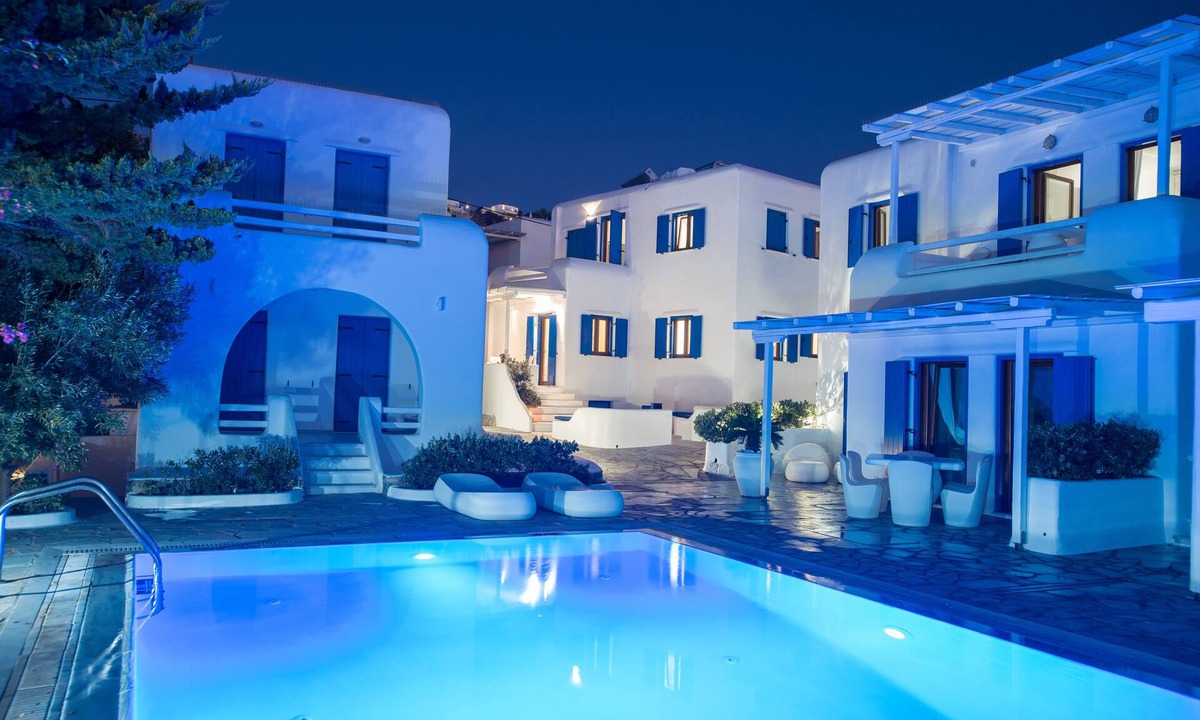 Mykonos Town House | Situated in the heart of Mykonos Town, inside Oasis complex with a shared Pool!