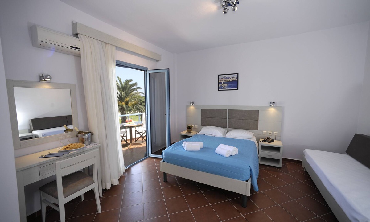 Skiros Hotel | Skiros Palace Hotel